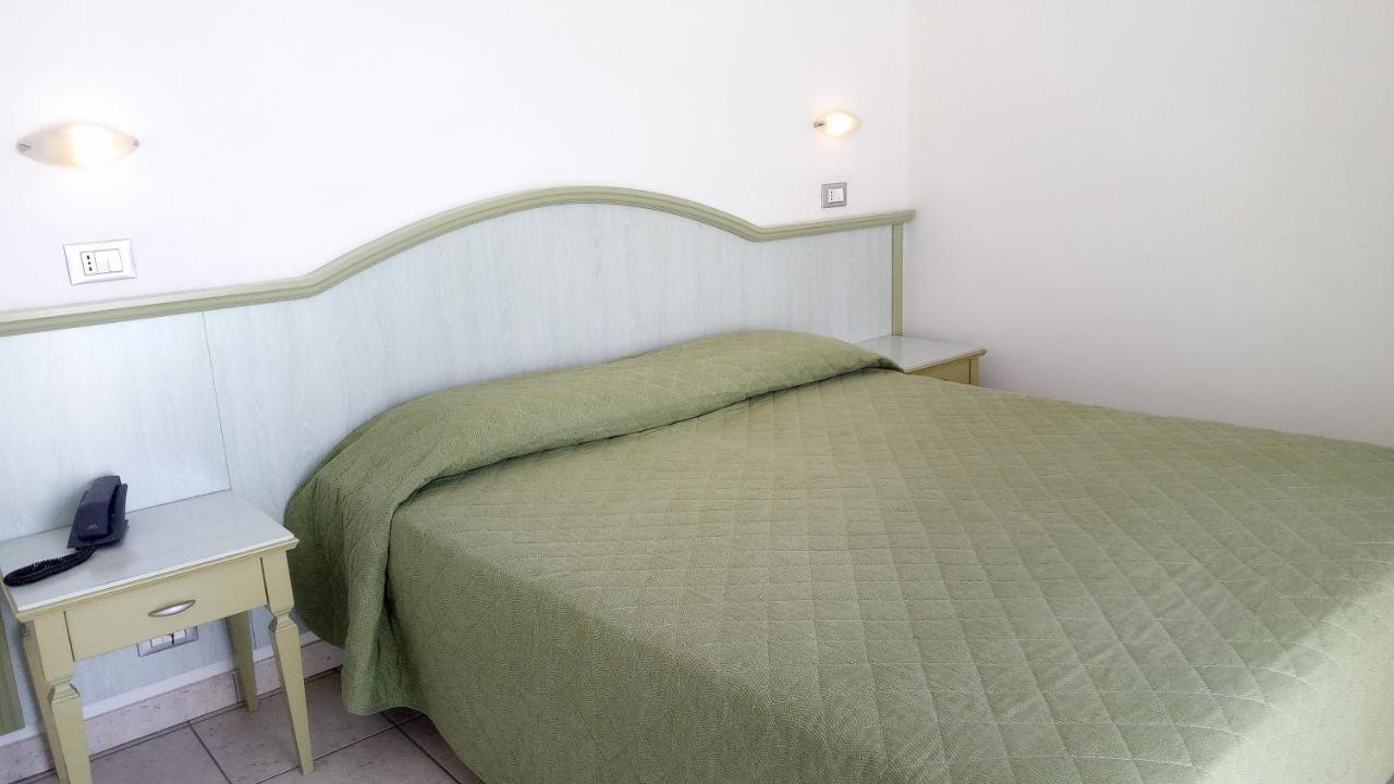 Hotel Philadelphia Католика Екстериор снимка