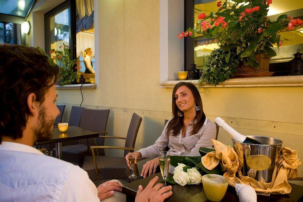 Hotel Philadelphia Католика Екстериор снимка