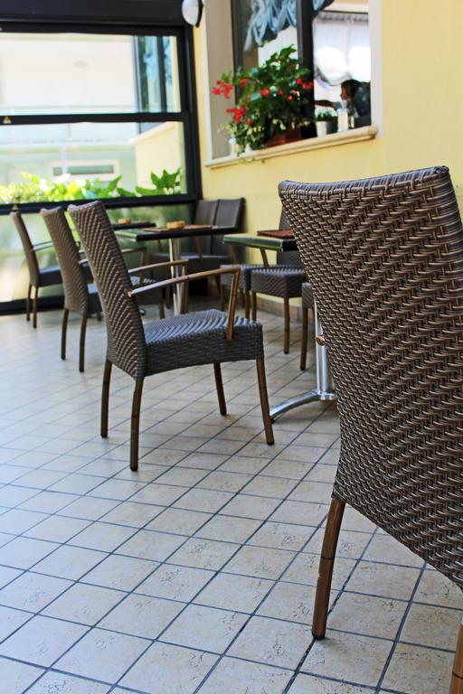 Hotel Philadelphia Католика Екстериор снимка