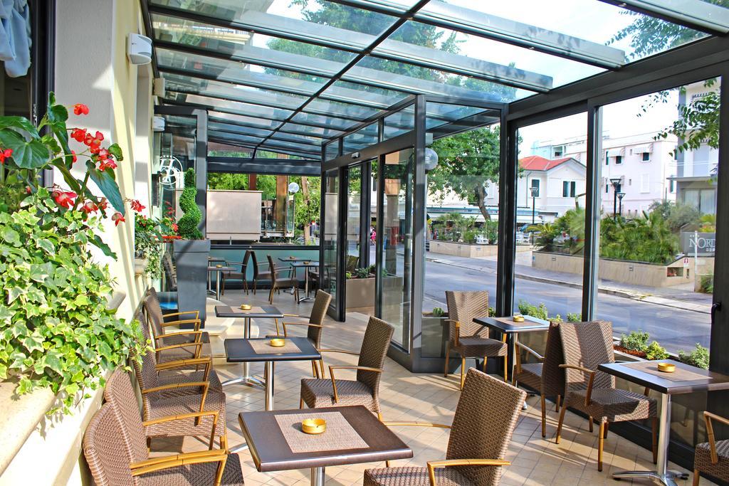 Hotel Philadelphia Католика Екстериор снимка