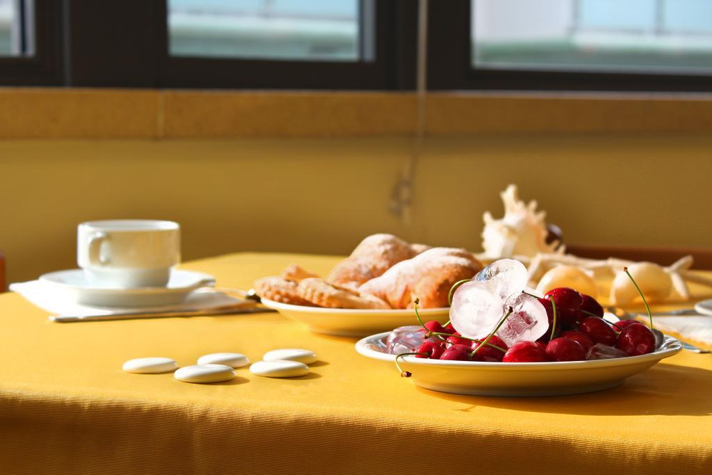 Hotel Philadelphia Католика Екстериор снимка